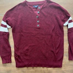 Maroon sweater
